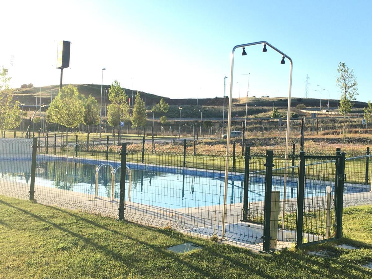 Apartamento Nuevo, Accesible Y Con Piscina !!! Salamanca Dış mekan fotoğraf